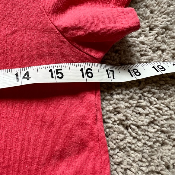 Victoria 🇨🇦 Tee - Picture 6 of 8